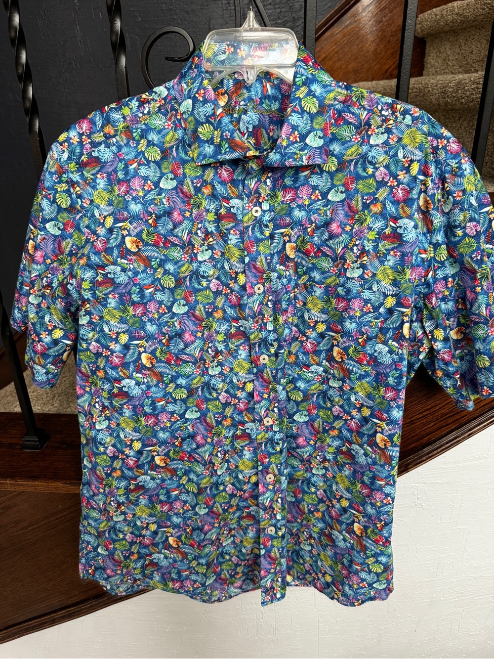 Large Men's Blue Tropical Print Short-Sleeve Button-Up Alan Flusser Shirt